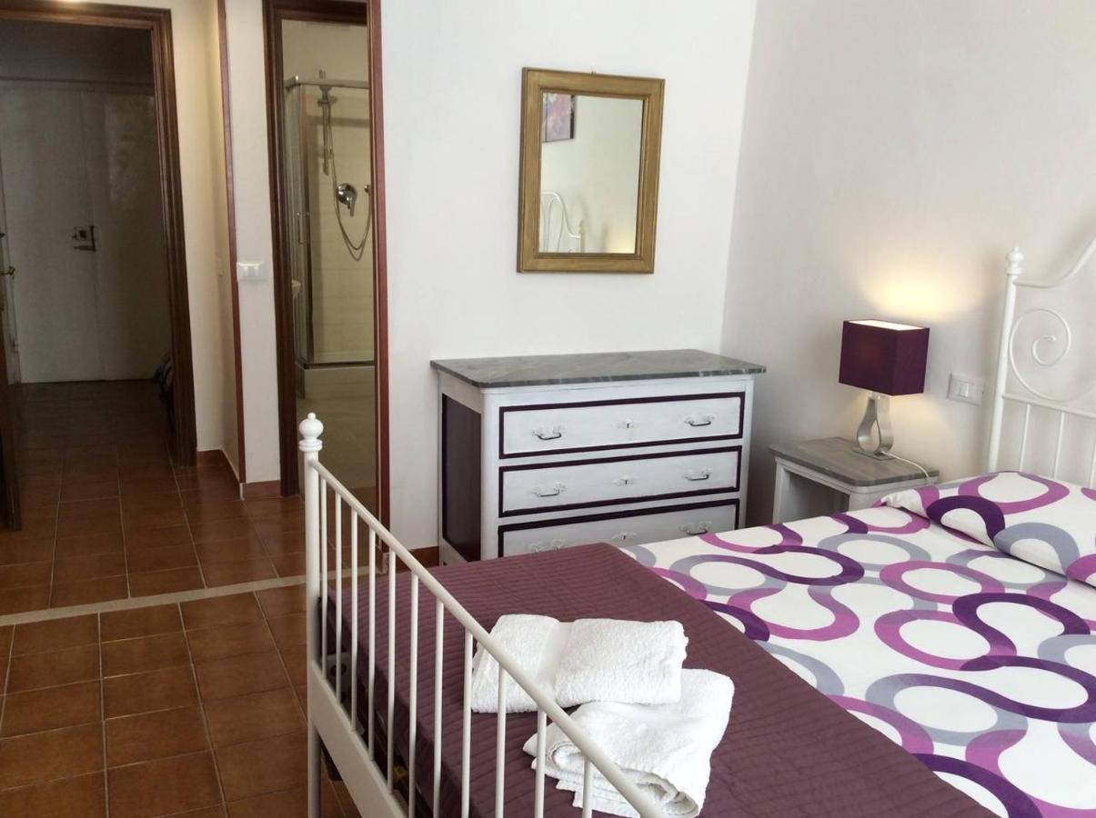 Colombo 181 Hotel Riomaggiore Luaran gambar